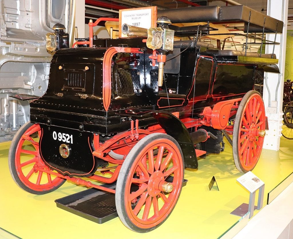 Daimler-Wagonette-najstariji-auto-na-svetu