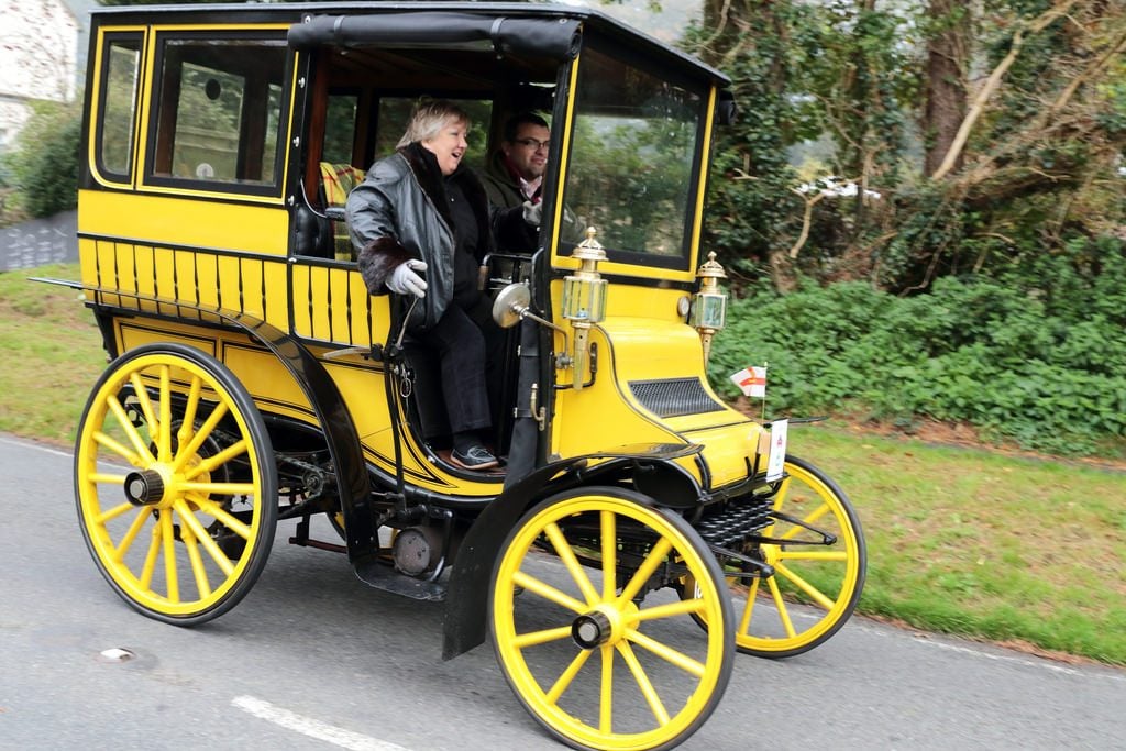 Delahaye-Limousine-o-automobilima